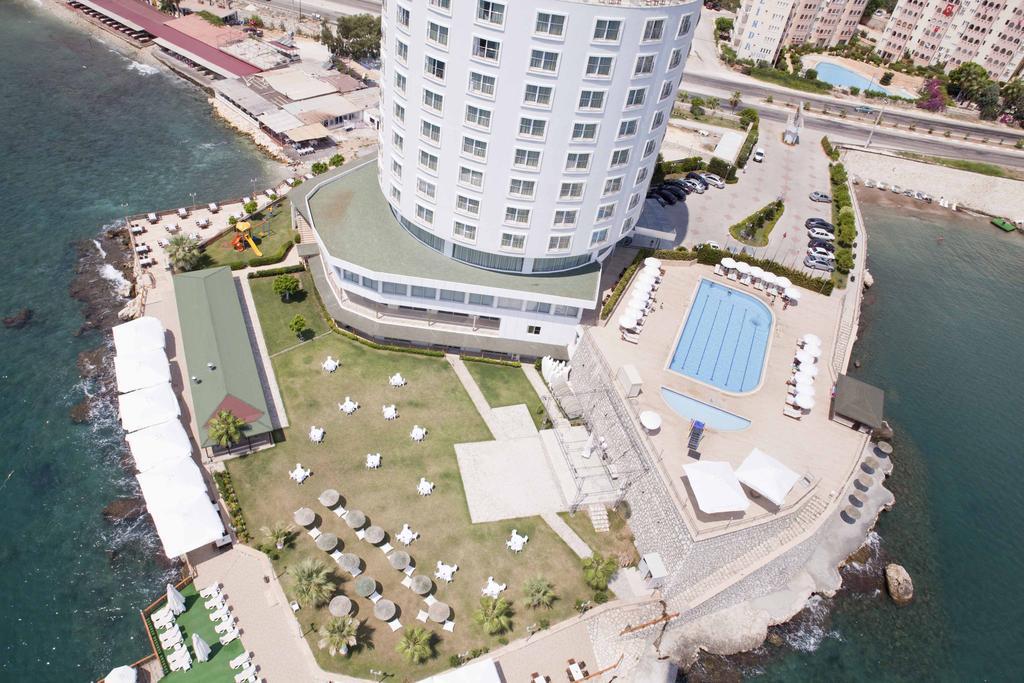 Lamos Resort Hotel & Convention Center Kumkuyu Exteriör bild